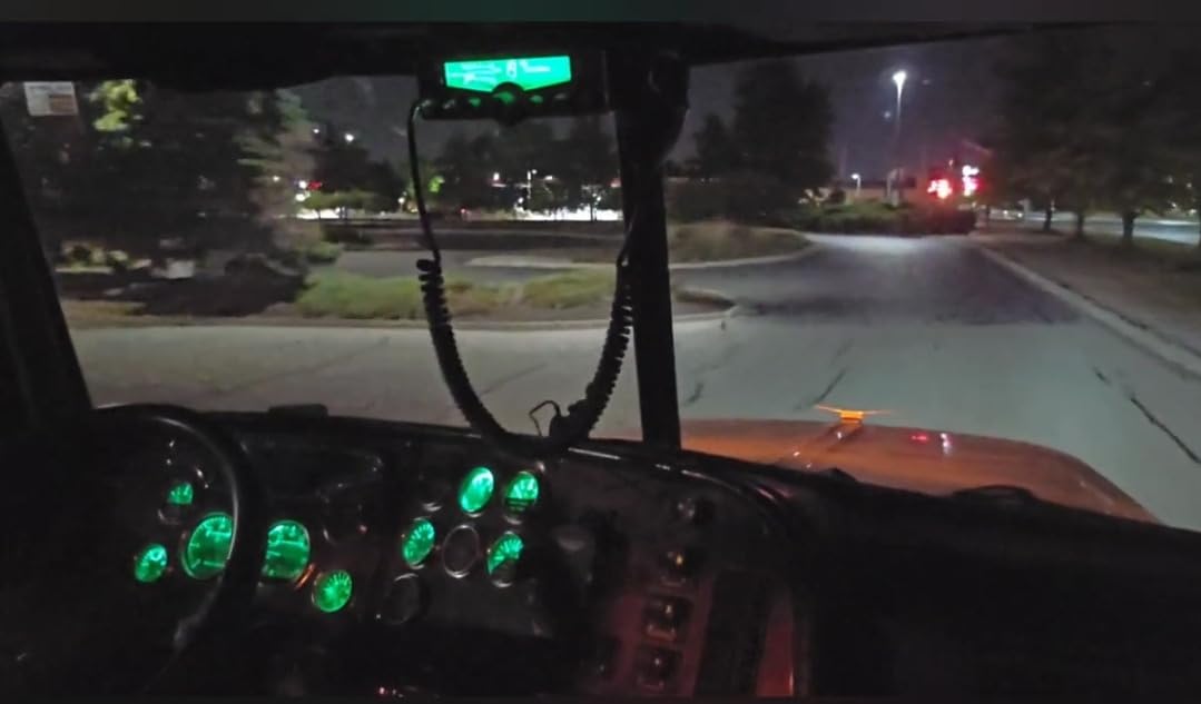 Partsam 5X Super Bright Amber Yellow 17LED Cab Marker Top Roof Lights Assembly Compatible with Kenworth/Peterbilt/Freightliner/Mack/International Paccar Semi Truck Trailer, DOT Compliant customer photo 1