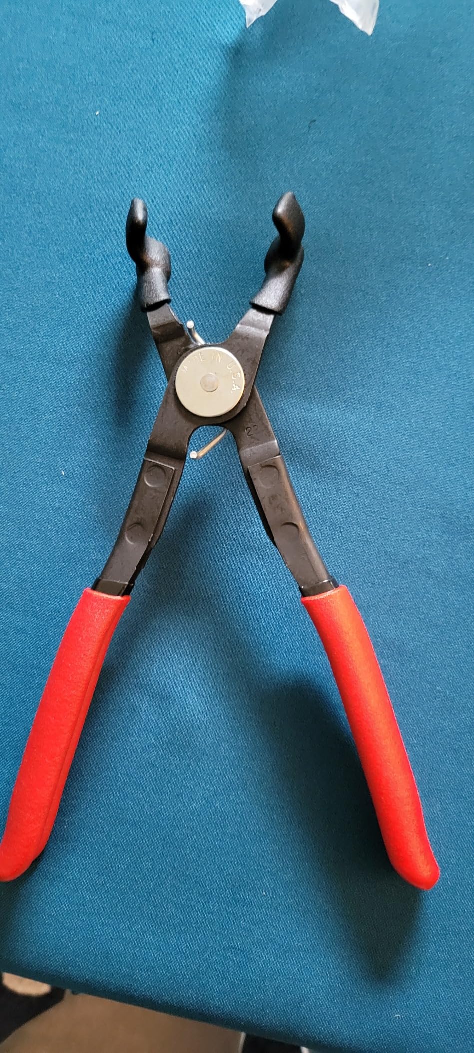 MAG-MATE PLS100 Spark Plug Boot Pliers, Versatile Tool, Durable Pliers, Prevents Wire Damage, Electrical Shock, and Burns, 45-degree Jaw Angle, Secure Grip, 9 ¾ Inches Plier Length customer photo 2