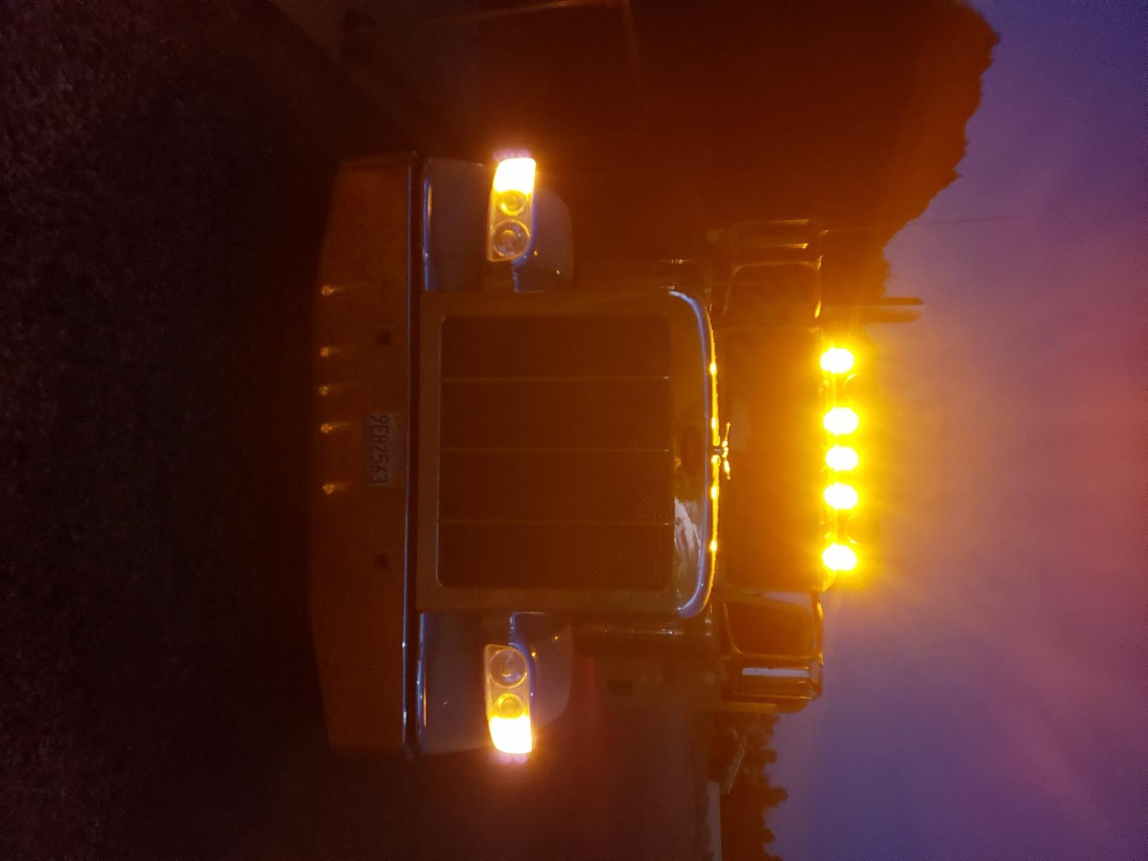 Partsam 5PCS 17LED Amber Cab Marker Top Roof Running Light LED Light Replacement for Peterbilt Freightliner Mack Heavy Duty Trucks Waterproof Front Head Indicator Signal Light customer photo 2