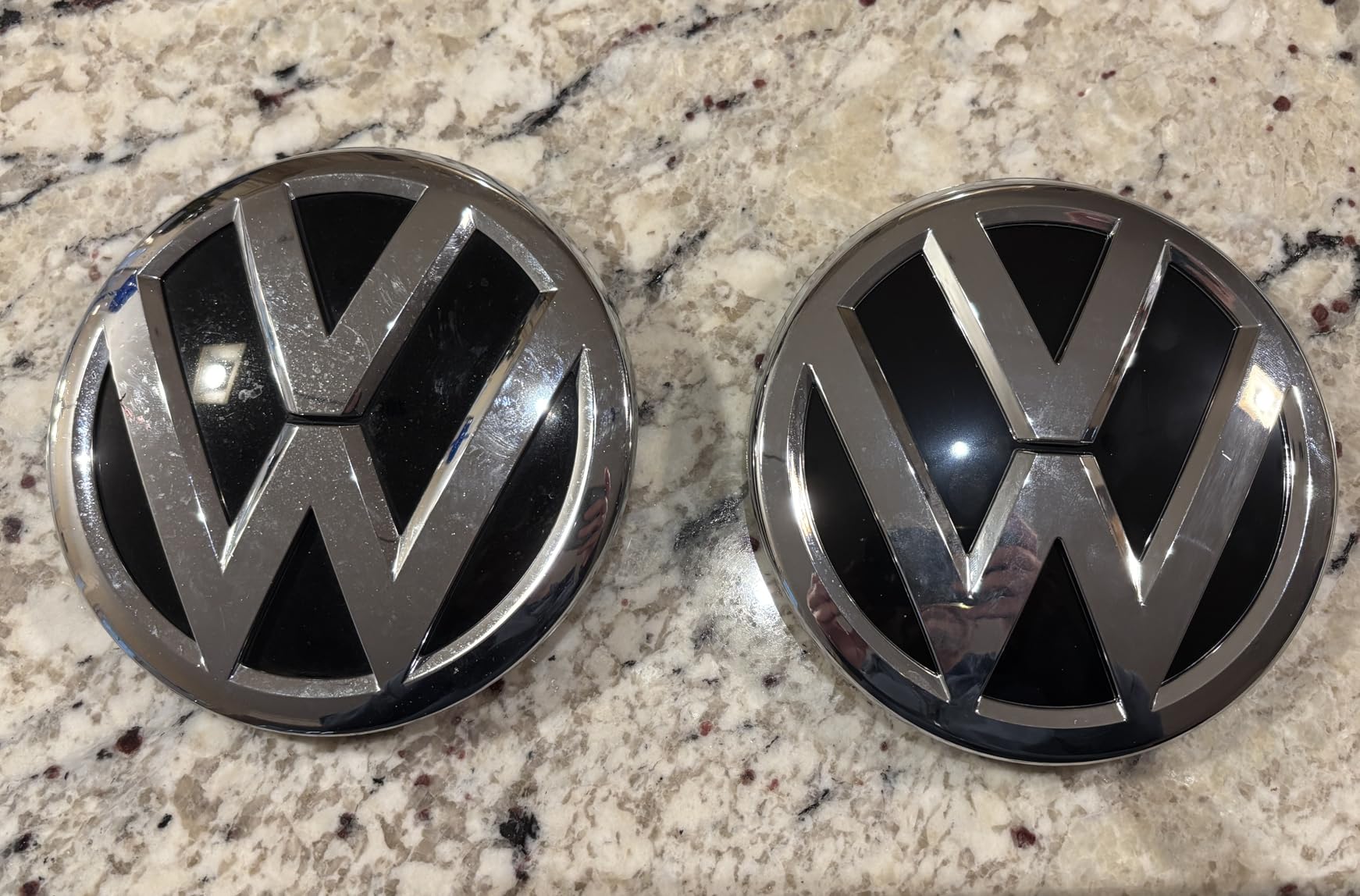 2016-2017 VW Volkswagen Passat & 2015-2016 Jetta Front Grille Emblem customer photo 1