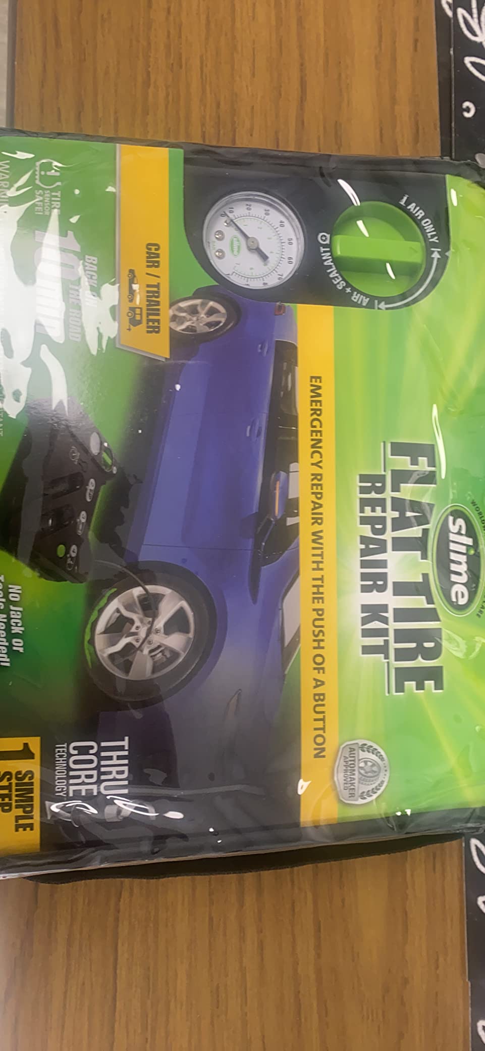 Slime 50122 Flat Tire Puncture Emergency Kit, Includes Sealant and Tire Inflator Pump, Analog, Suitable for Cars and Other Highway Vehicles, 10 Min Fix customer photo 1