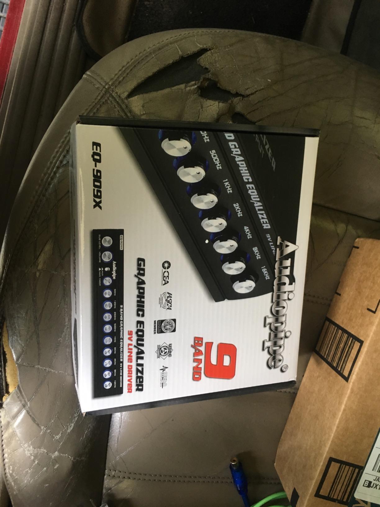 Audiopipe 9 Band Graphic Equalizer with 9 V LINE Driver (EQ-909X) customer photo 1