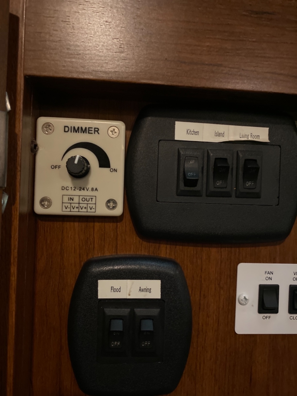 Hiletgo 3pcs DC12-24V 8Amp 0%-100% PWM Dimming Controller for LED Lights, Ribbon Lights,Tape Lights,Dimmer is Compatible with Hilight, LEDwholesaler, fillite, and Others' Strips customer photo 2