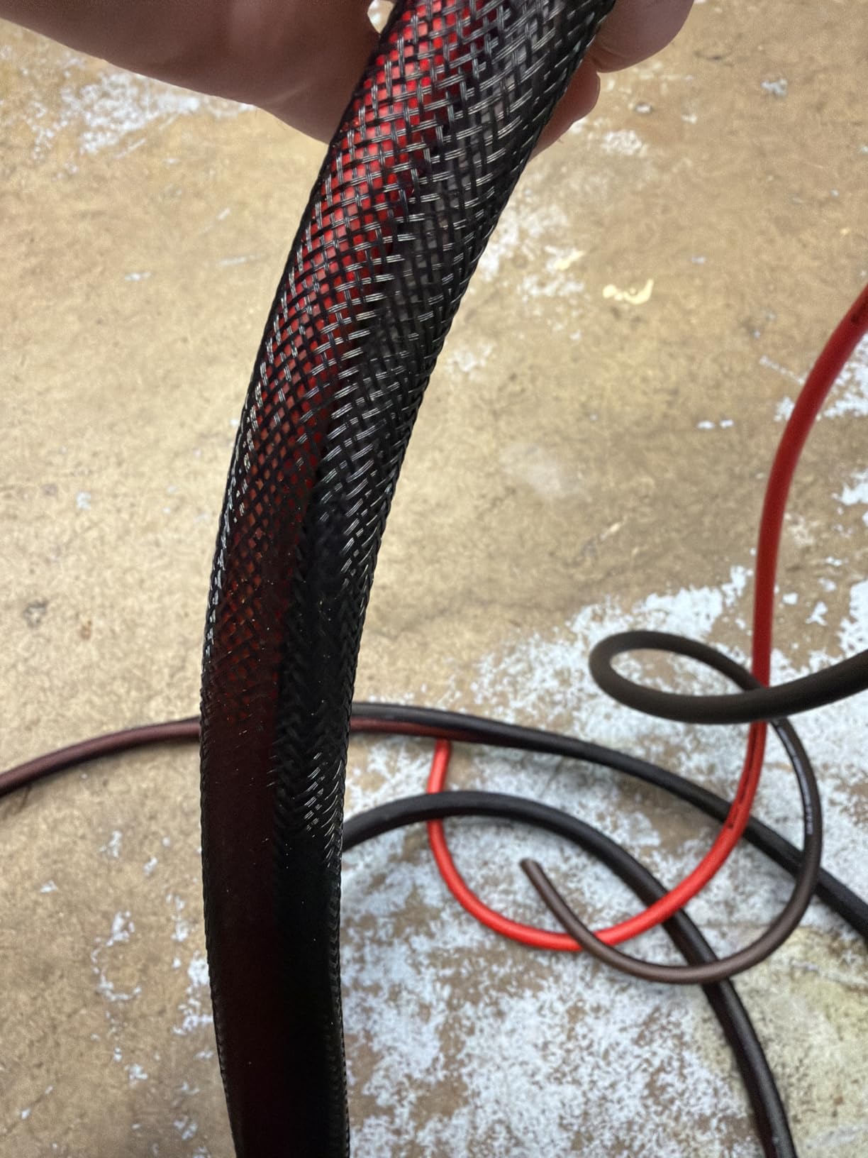 100ft - 1/4 inch PET Expandable Braided Sleeving - Black - Alex Tech Braided Cable Sleeve customer photo 1