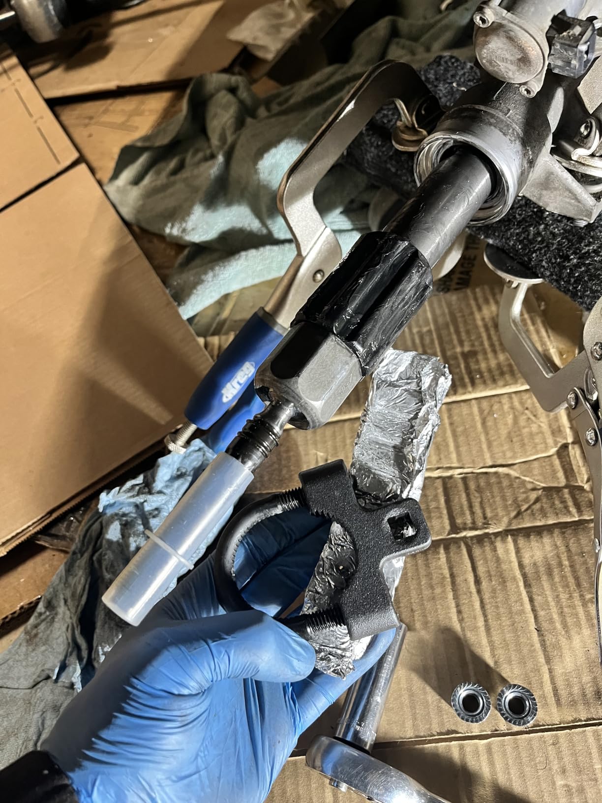 Performance Tool W83027 Universal 3/8 Inch Low Profile Tool for Inner Tie Rod Removal and Installation customer photo 1