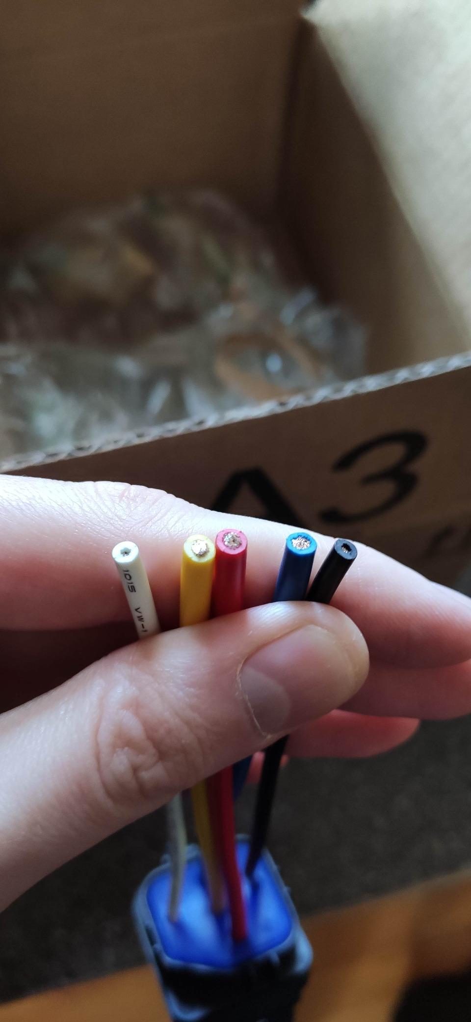 irhapsody 1 Pack 40/30 AMP 12V DC Waterproof Relay Kit with Heavy-Duty Pigtail, 5-PIN SPDT Automotive Relay customer photo 1