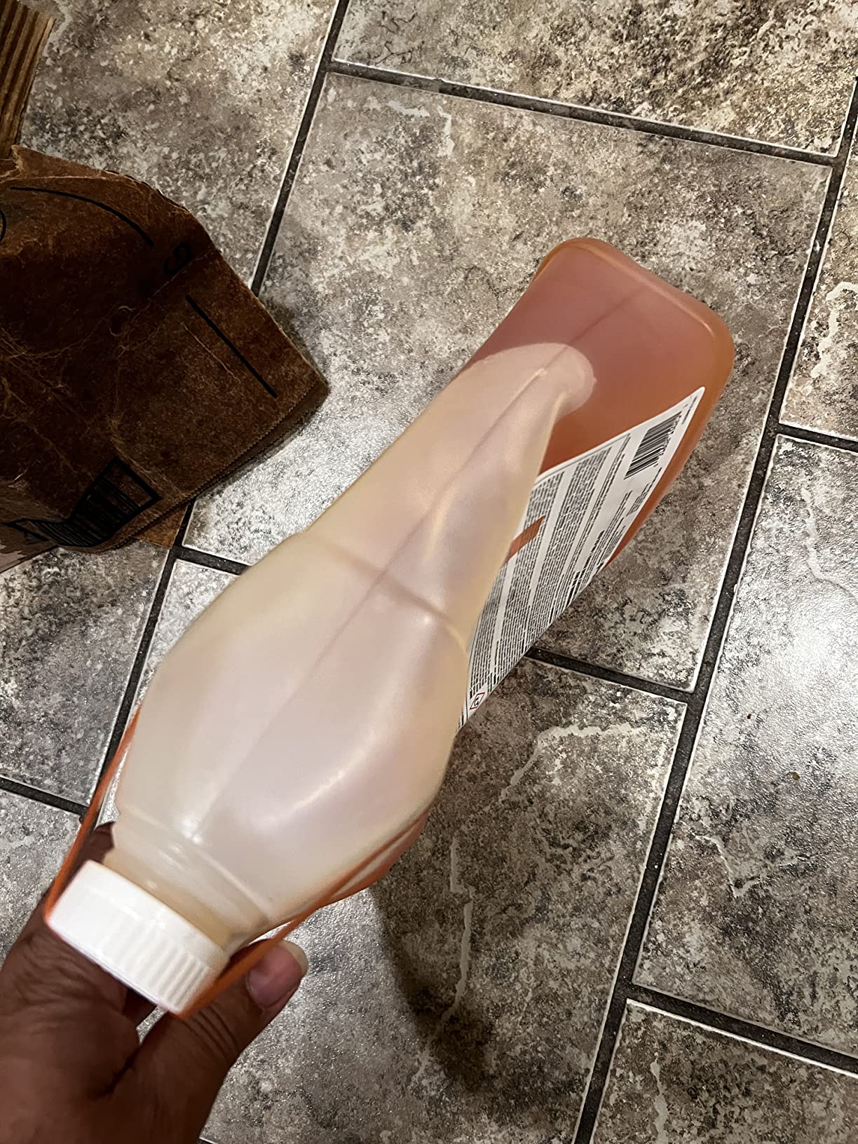 Auto Magic Fabric & Carpet Cleaner for Hot or Cold Water Extraction Machines - 128 Fl Oz customer photo 2