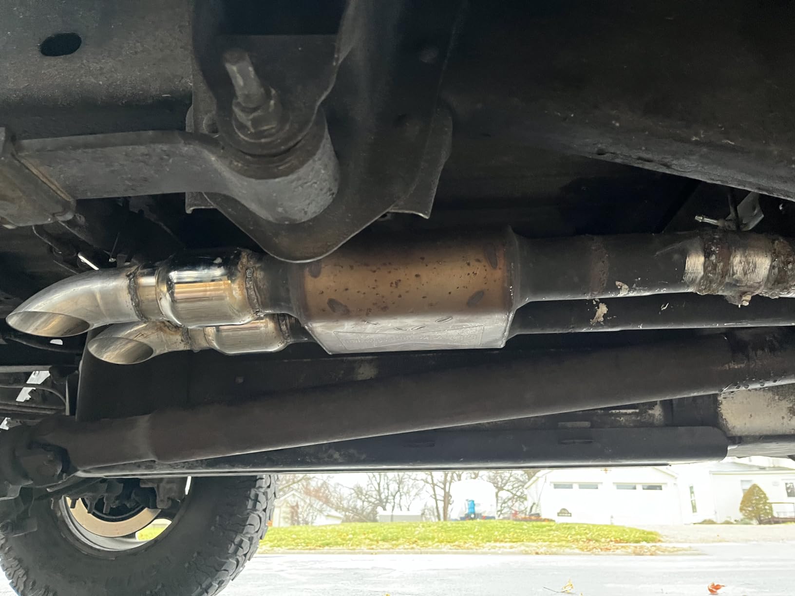 JEGS Exhaust Turndowns | 2.5 ID | One Pair Per Package | Aluminized Steel | Includes Clamps | Mandrel Bent customer photo 1