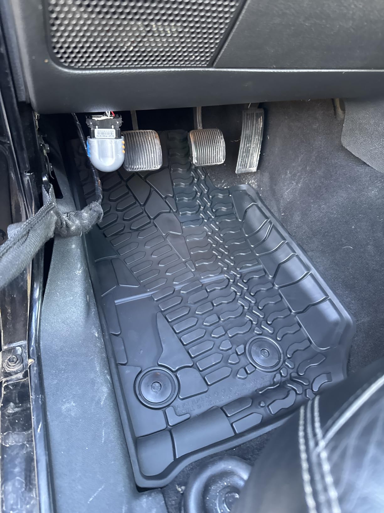 KIWI MASTER Cargo Mat for 2011-2021 Jeep Grand Cherokee, OEM Replacement 82212085, Custom Fit All Weather Rear Cargo Liner, Heavy Duty TPE Tray Trunk Mat, Black customer photo 2