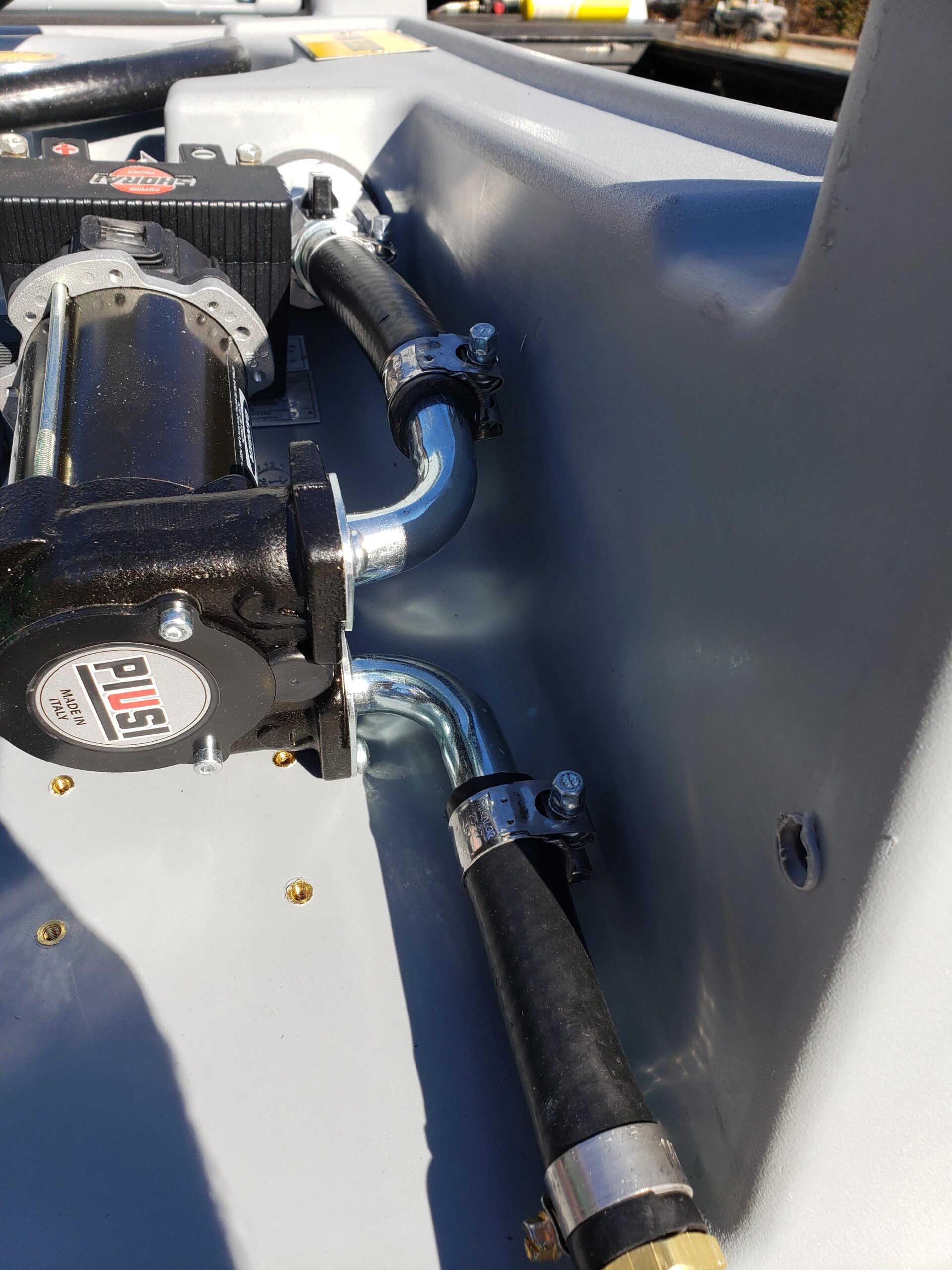 JohnDow Industries JDI-AFT58 58-Gallon Auxiliary Diesel Fuel Tank with 12 Volt Electric Transfer Pump customer photo 2