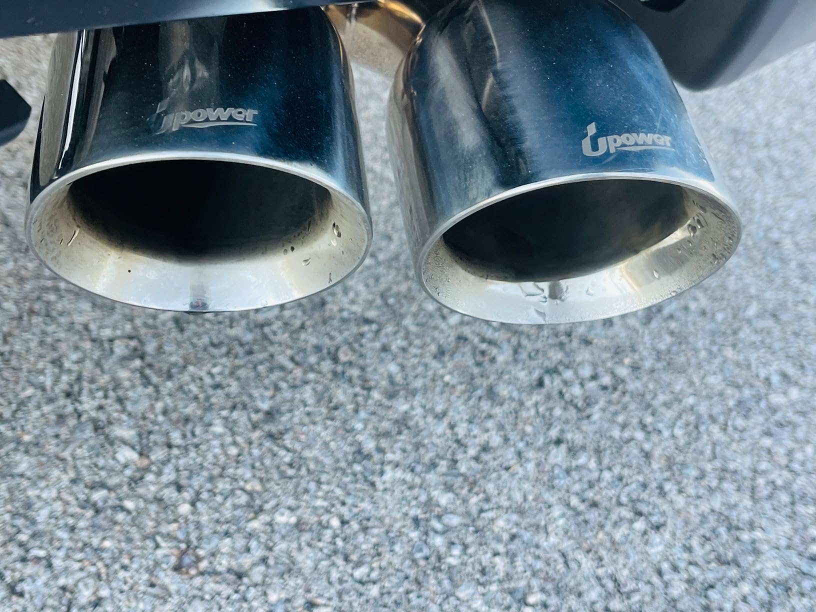 Upower Pack of 2 Dual Exhaust Tip Tailpipe 2.5 Inch Inlet 3.5