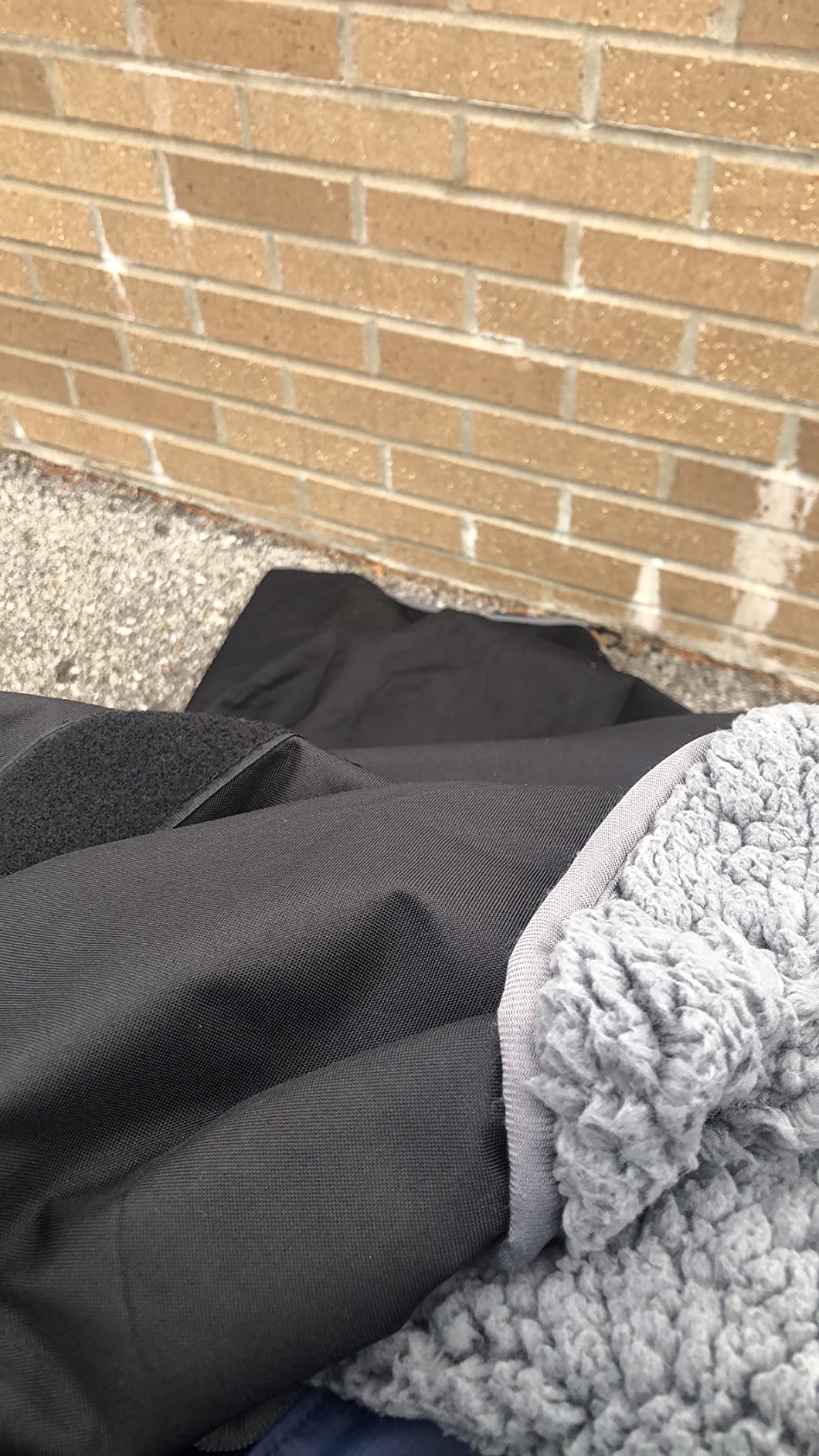 Tirrinia Large Waterproof Outdoor Blanket, Soft Warm Windproof Stadium Blanket with Sherpa Fleece and Foldable for Outdoor Sport, Baseball, Football, Beach, Concerts, Car customer photo 2
