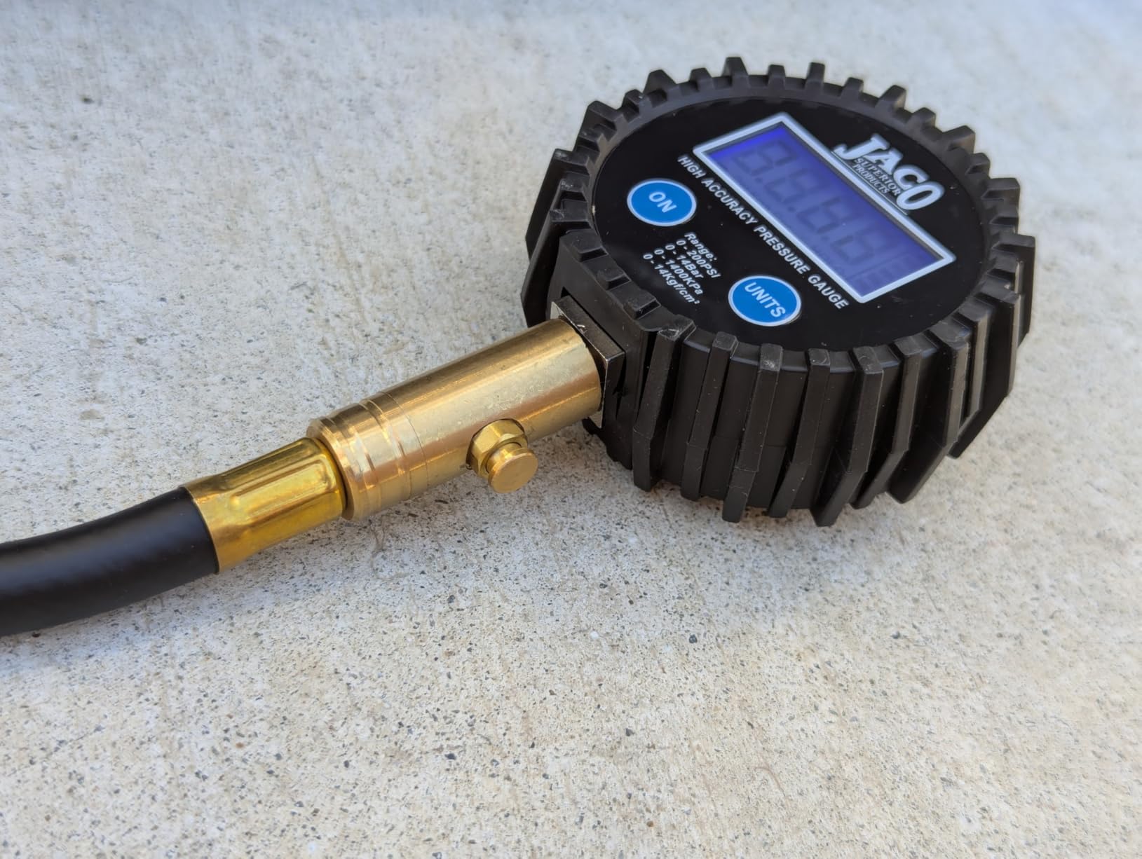 JACO Superior Products ElitePro Digital Tire Pressure Gauge - Professional Accuracy - 200 PSI customer photo 2