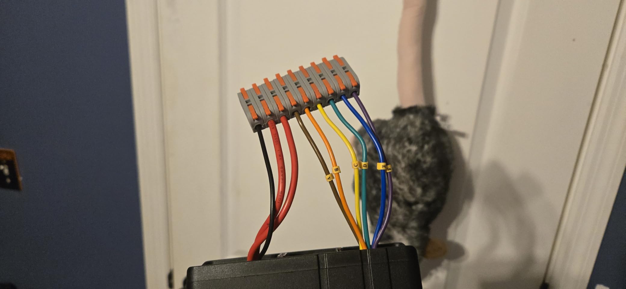 True Mods 6-Gang 12V Rocker Switch Box [40 Amp Max.] [12 AWG Wires][12 Volt DC] SPST On/Off Rocker Toggle Switch Panel Box for Auto Automotive Lights Car Marine Boat Truck Vehicles & More customer photo 1