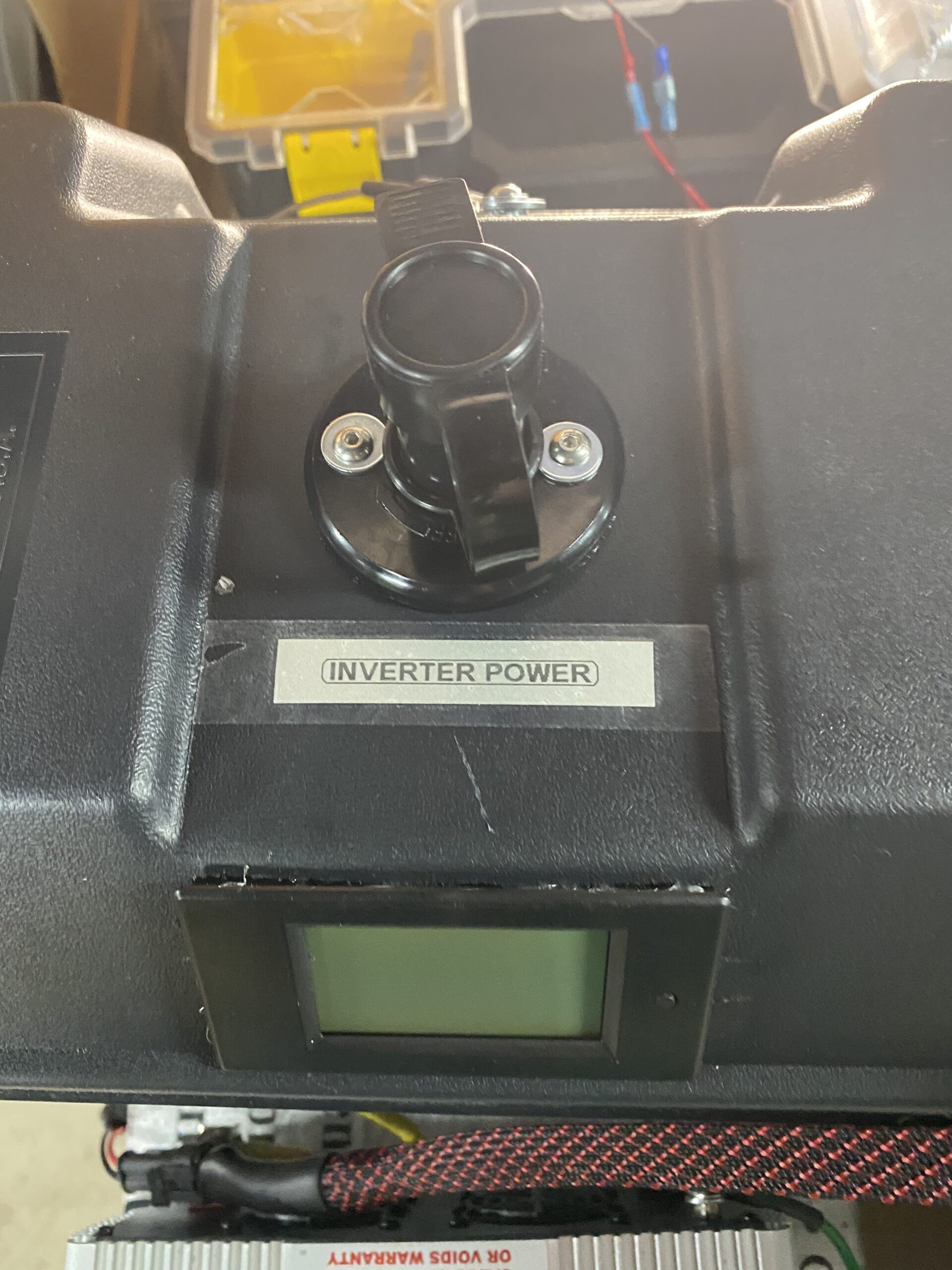 Battery Disconnect Switch with Keys, 12V-24V Battery Kill Switch for Marine Boat RV ATV Car Auto Truck Vehicle, Waterproof Battery Master Switch, 200/1000 Amps, On/Off customer photo 1