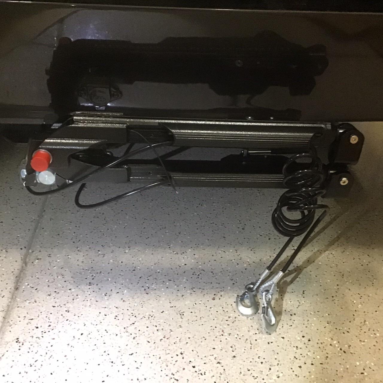 Roadmaster 677 Nighthawk Tow Bar fits Blue Ox Baseplates | Hauls Up to 8,000 lbs | Non-Binding Design | Multi-Functional LEDs | Proudly Made in The USA customer photo 2