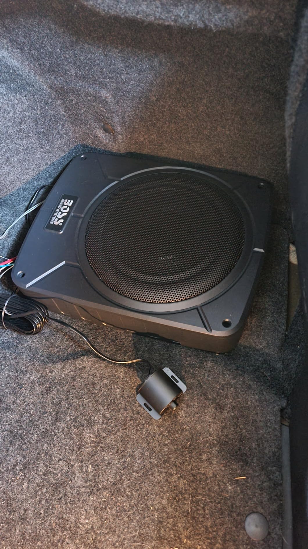 BOSS Audio Systems BAB10 Amplified Car Subwoofer - 1200 Watts Max Power, Low Profile, 10 Inch Subwoofer, Remote Subwoofer Control customer photo 1