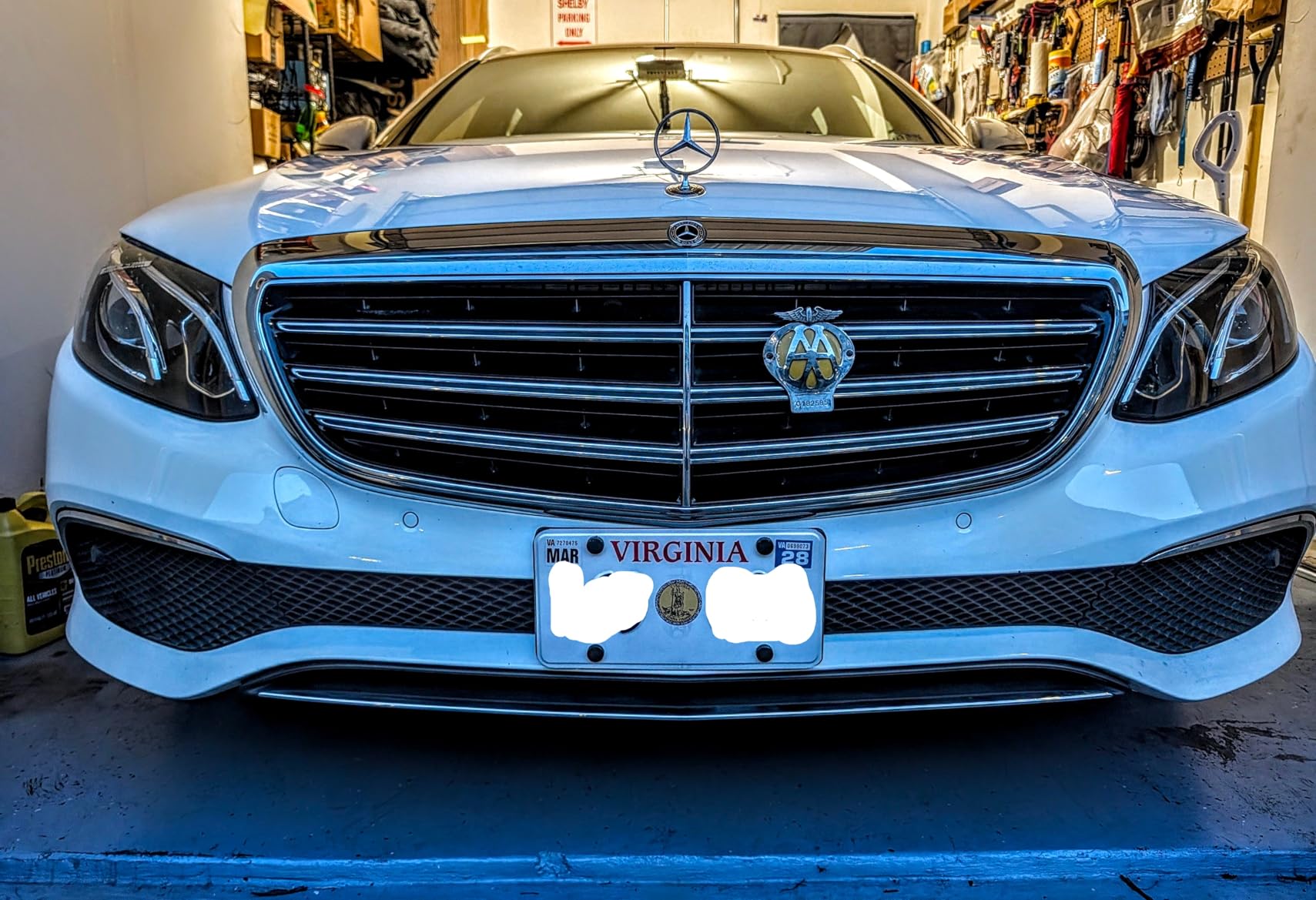 BGGTMO Carbon Fiber License Plate Frame - 100% Real Carbon Fiber Overlays Stainless Steel License Plate Frames | Stainless Steel Anti-Theft License Plate Screws | 1PC Black Gloss Plate Frame customer photo 1