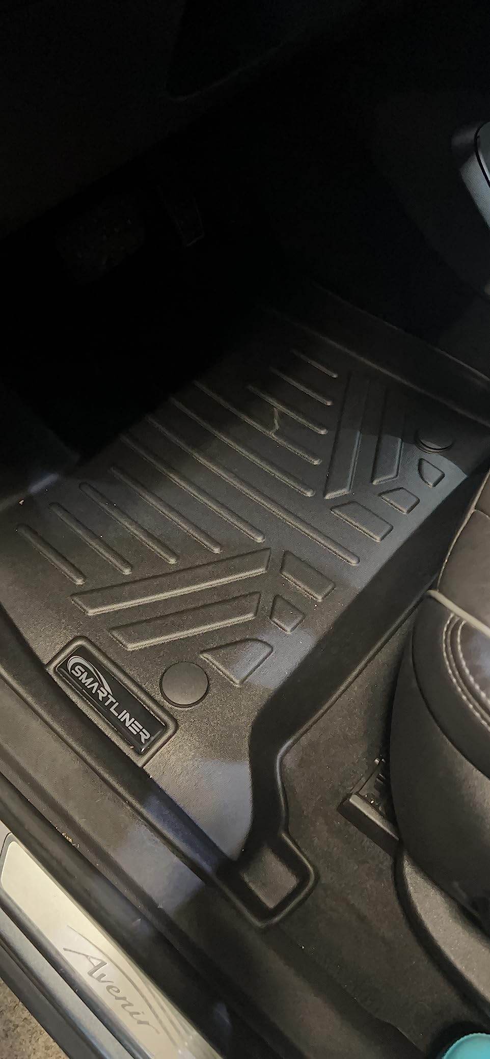 SMARTLINER Floor Mats 3 Rows and Cargo Liner Behind 3rd Row Set Compatible with 2018-2024 Buick Enclave customer photo 1