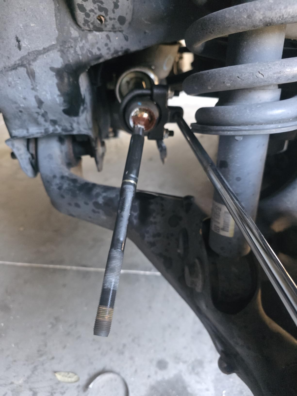 Toolwiz Inner Tie Rod Removal Tool - 3/8 inch Universal Low Profile Tool 30-42mm with Non-Slip Teeth for Easy Inner Rod Removal and Installation, U-Wrench for Car Truck Vehicle Automotive Repair customer photo 1