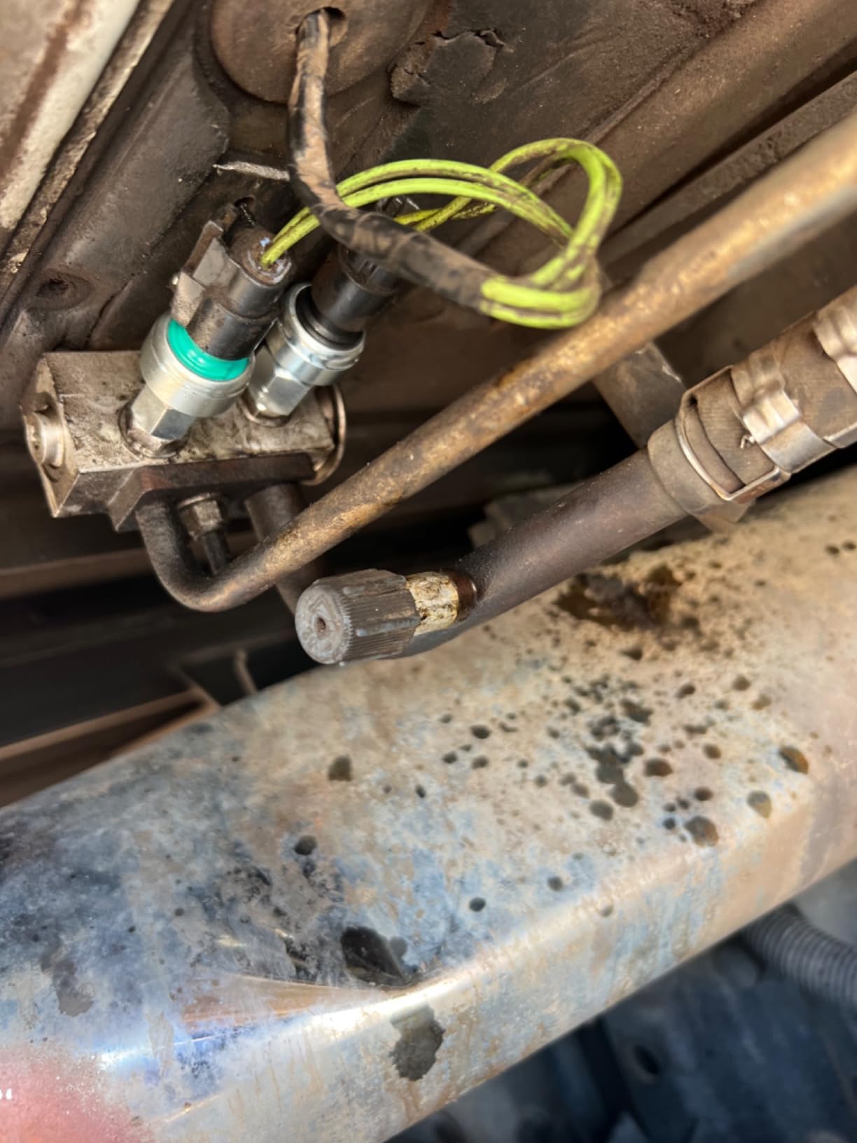 FOUR UNCLES AC Flush Kit - Air Conditioner System Cleaning Tool Set with Stainless Steel Canister and Nylon Hose & Flushing Spray Gun for R134a R12 R22 R410a R404a (Not Includes Flush Solvent) customer photo 1