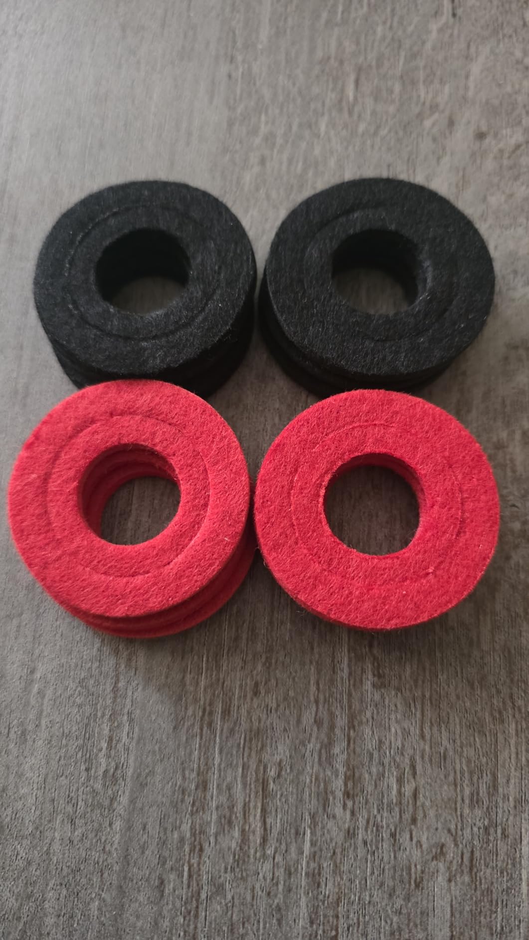 Pangda 12 Pcs Battery Terminal Anti Corrosion Washers Fiber Battery Washers Terminal Protector (Green,Red) customer photo 2