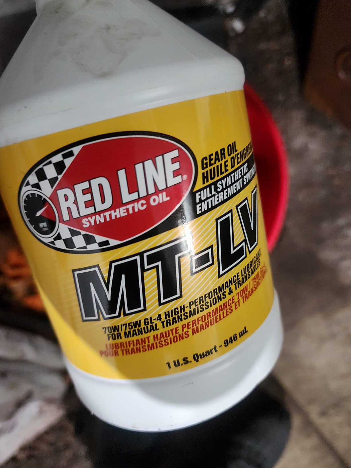 Red Line 50604 MT-LV 70W/75W GL-4 High-Performance Full Synthetic Gear Oil Lubricant for Manual Transmissions & Transaxles - 1 Quart customer photo 2