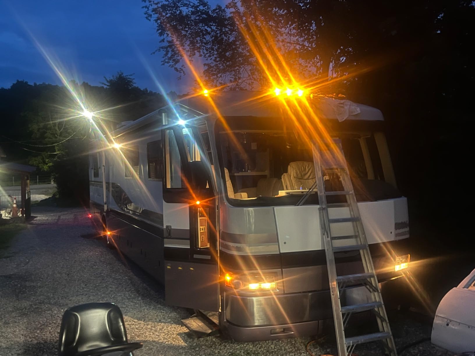 Partsam Amber Teardrop Cab Light 9LED Cab Marker Light 5pcs Front Rear Top Clearance Roof Running Light with Wiring Pack for Trucks, Vans, Pickups, semis and RVs, DOT Compliant customer photo 2