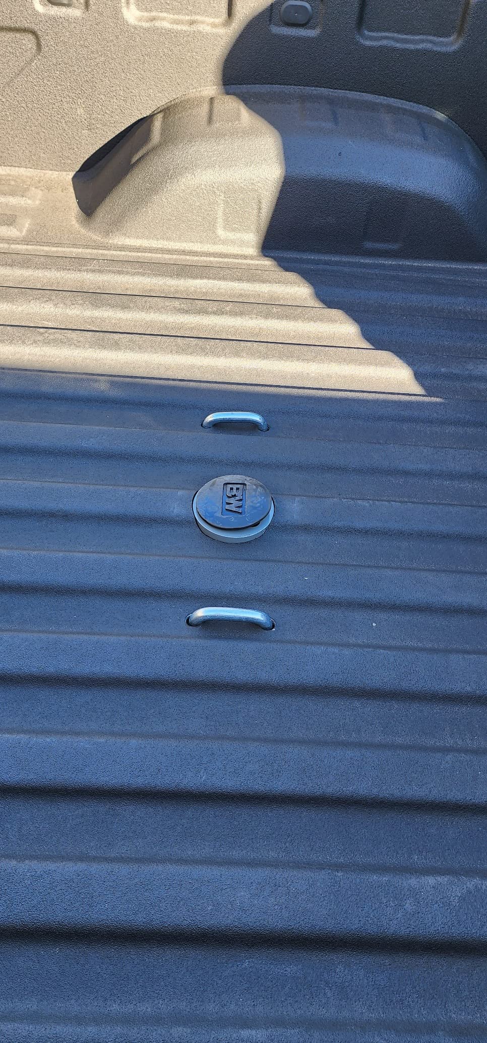 B&W Trailer Hitches Turnoverball Gooseneck Hitch - GNRK1020 - Compatible with 2020-2026 Chevrolet/GMC 2500 & 3500 Trucks customer photo 1