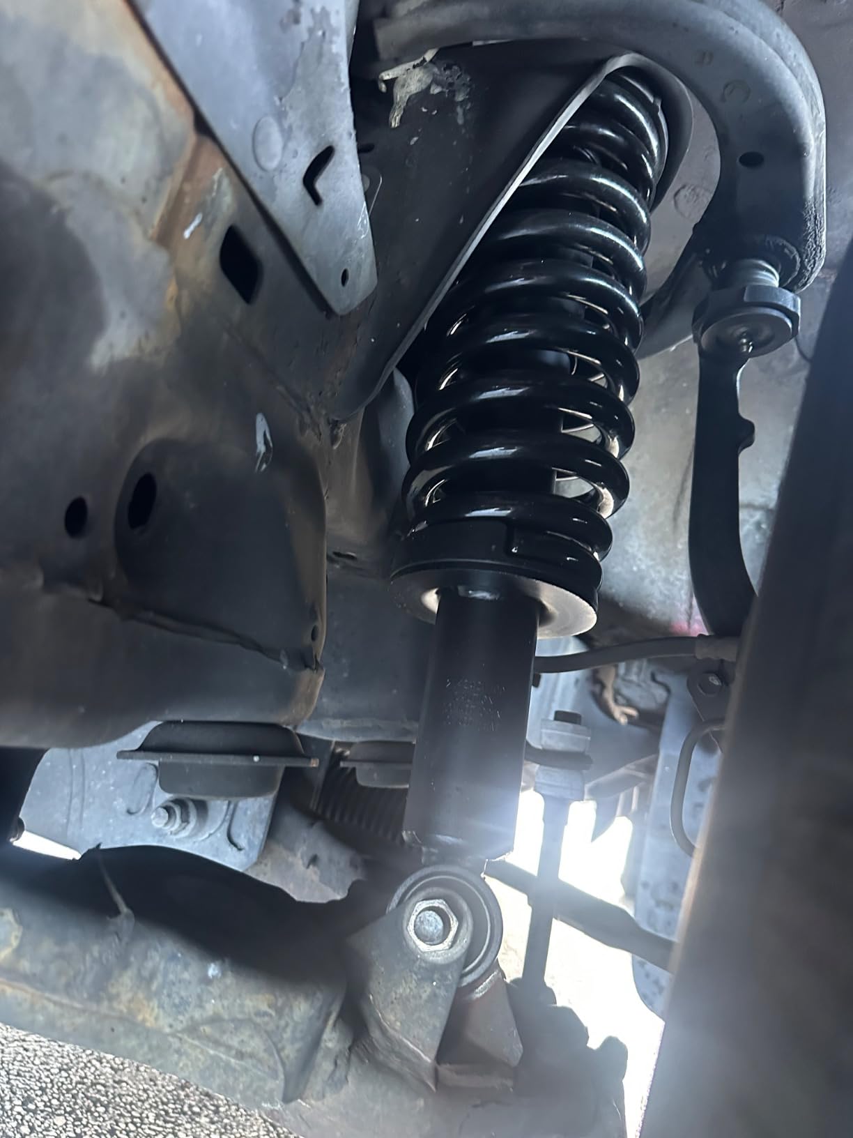 TRQ Front and Rear Complete Strut Assembly & Shock Absorber Kit Complete Strut & Coil Spring Assembly Compatible with 2013-2018 Toyota RAV4 customer photo 2