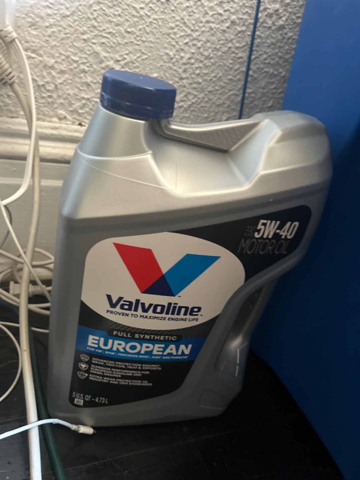Valvoline European Vehicle Full Synthetic SAE 5W-40 Motor Oil 5 QT customer photo 1