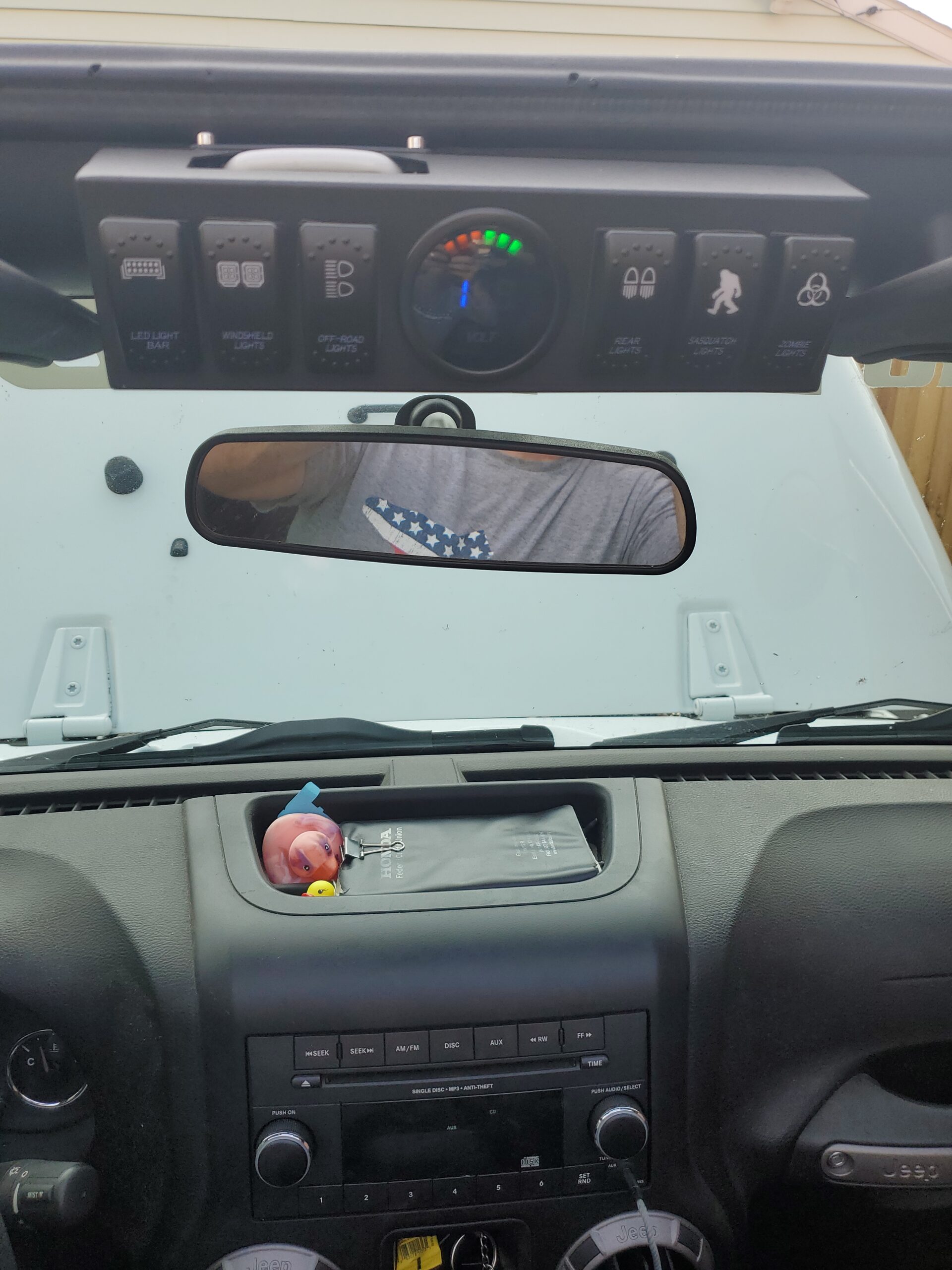 Xprite 4 Gang Rocker Switch Panel, Left A-Pillar LED Switch Pod with Blue Backlight & Circuit Control Relay System Box Compatible with 2007-2018 Jeep Wrangler JK JKU customer photo 1