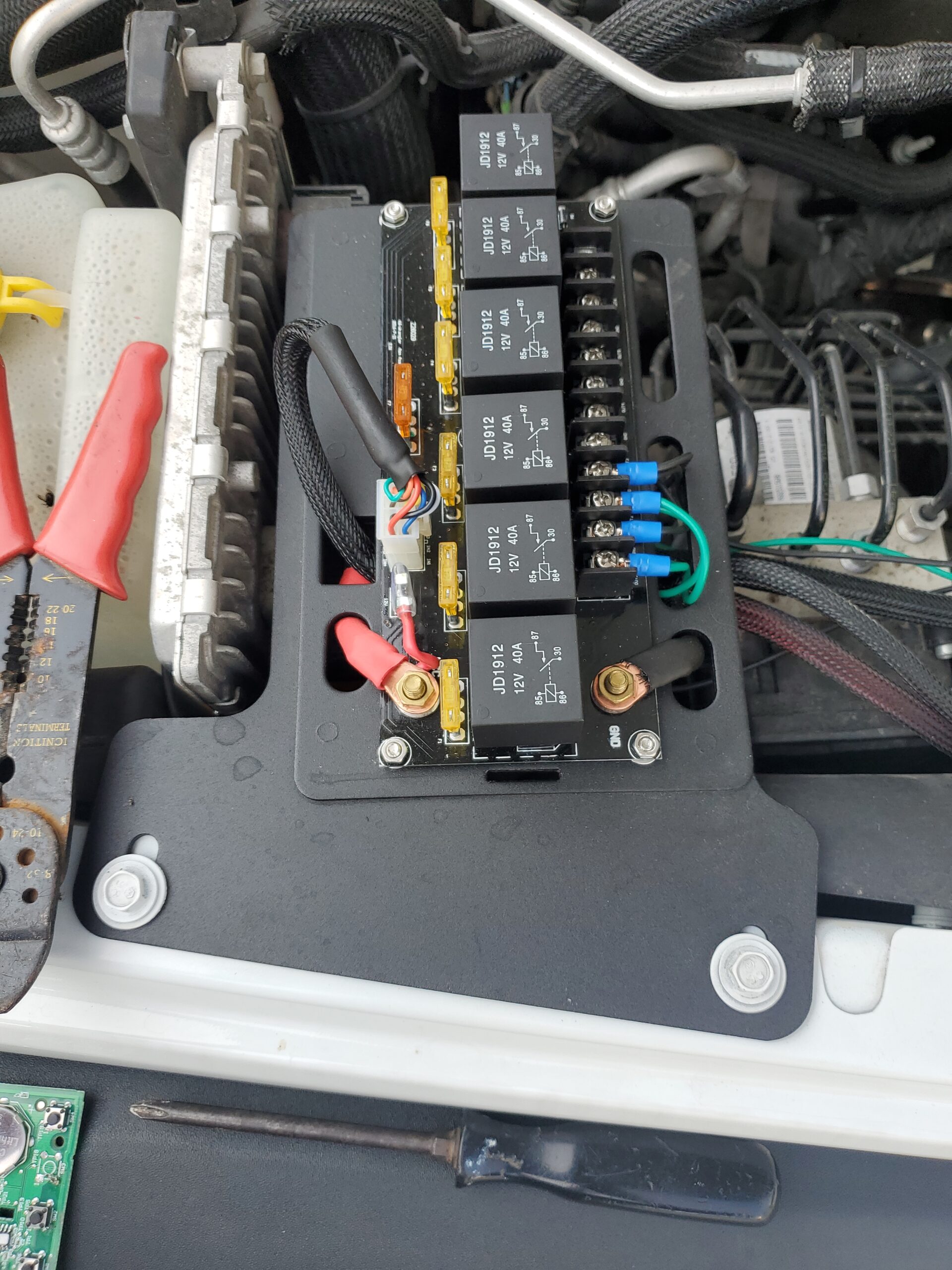 Xprite 4 Gang Rocker Switch Panel, Left A-Pillar LED Switch Pod with Blue Backlight & Circuit Control Relay System Box Compatible with 2007-2018 Jeep Wrangler JK JKU customer photo 2