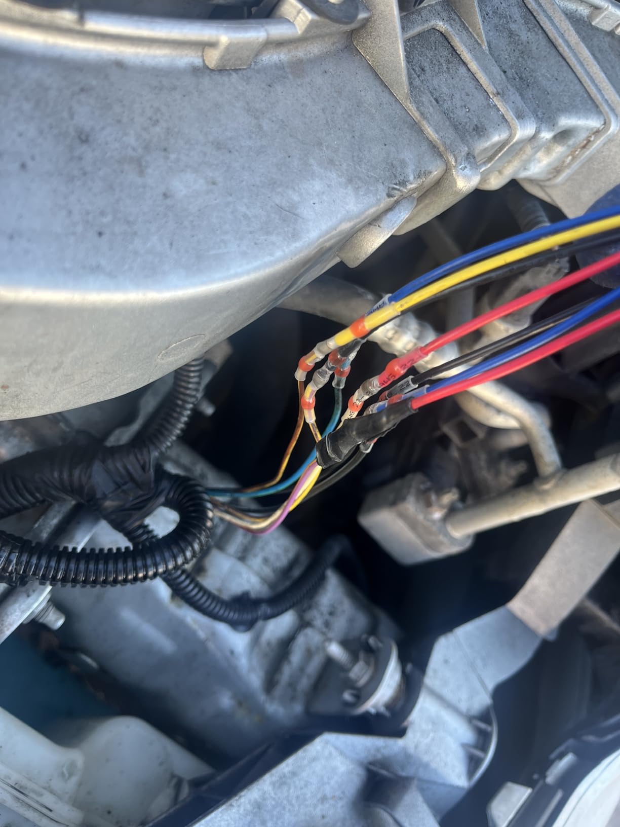 TICONN 300 Pcs Solder Seal Wire Connectors, Heat Shrink Butt Connectors, Waterproof and Insulated Electrical Wire Terminals, Butt Splice customer photo 2