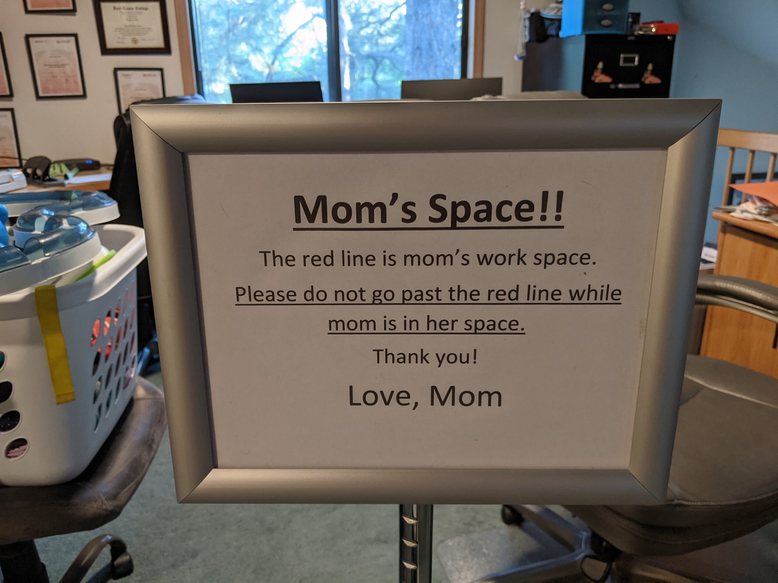 YIYO Adjustable Pedestal Poster Sign Stand 11x17 Advertising Business Menu Sign Holder for Floor Standing customer photo 2