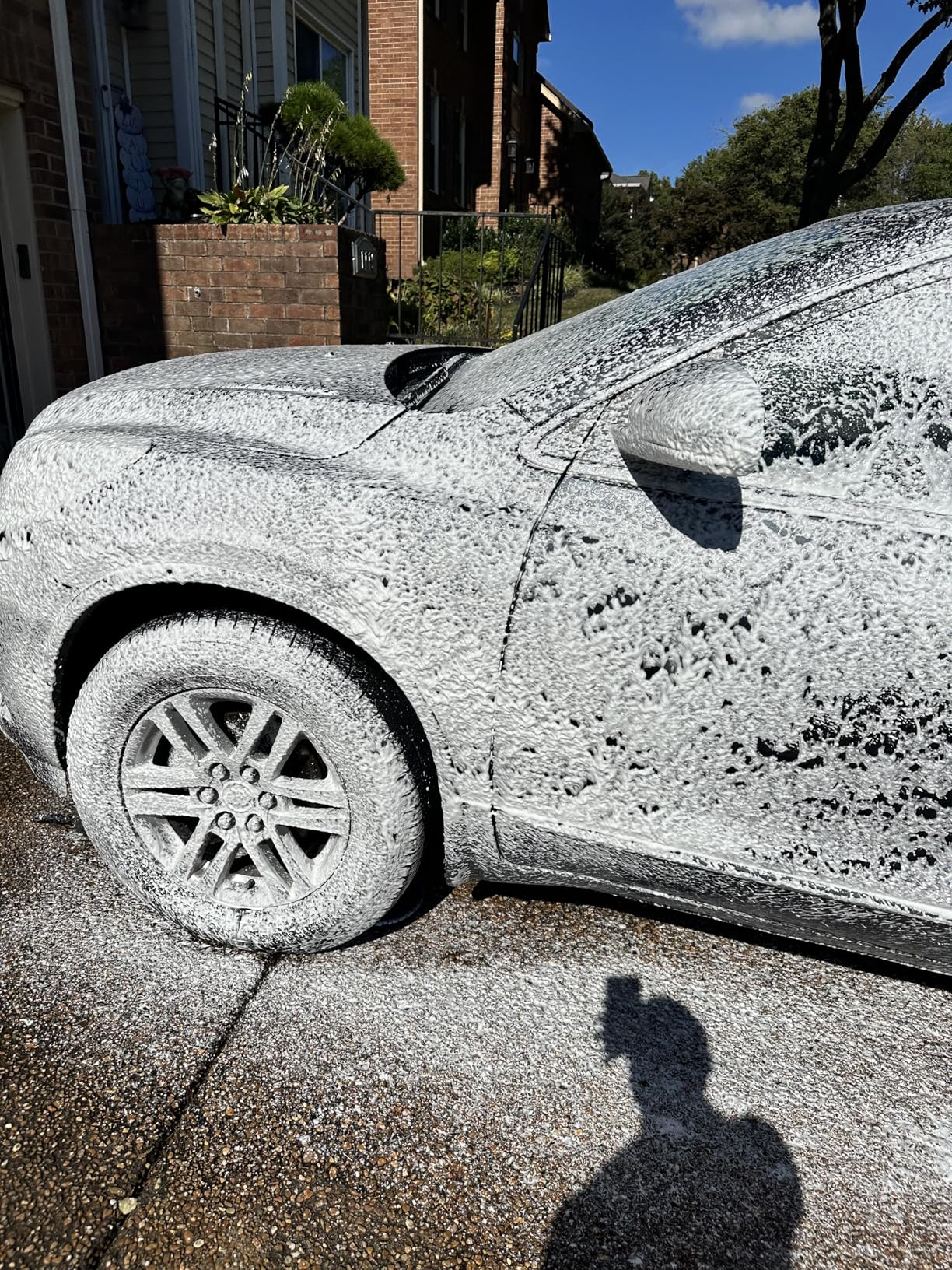 Meguiar's D10101 All Purpose Cleaner, Versatile Car Detailing Cleaner Ideal for Both the Interior and Exterior Vehicle Surfaces, Foaming Action Lifts Dirt from Leather, Carpet, Upholstery, and Vinyl customer photo 1