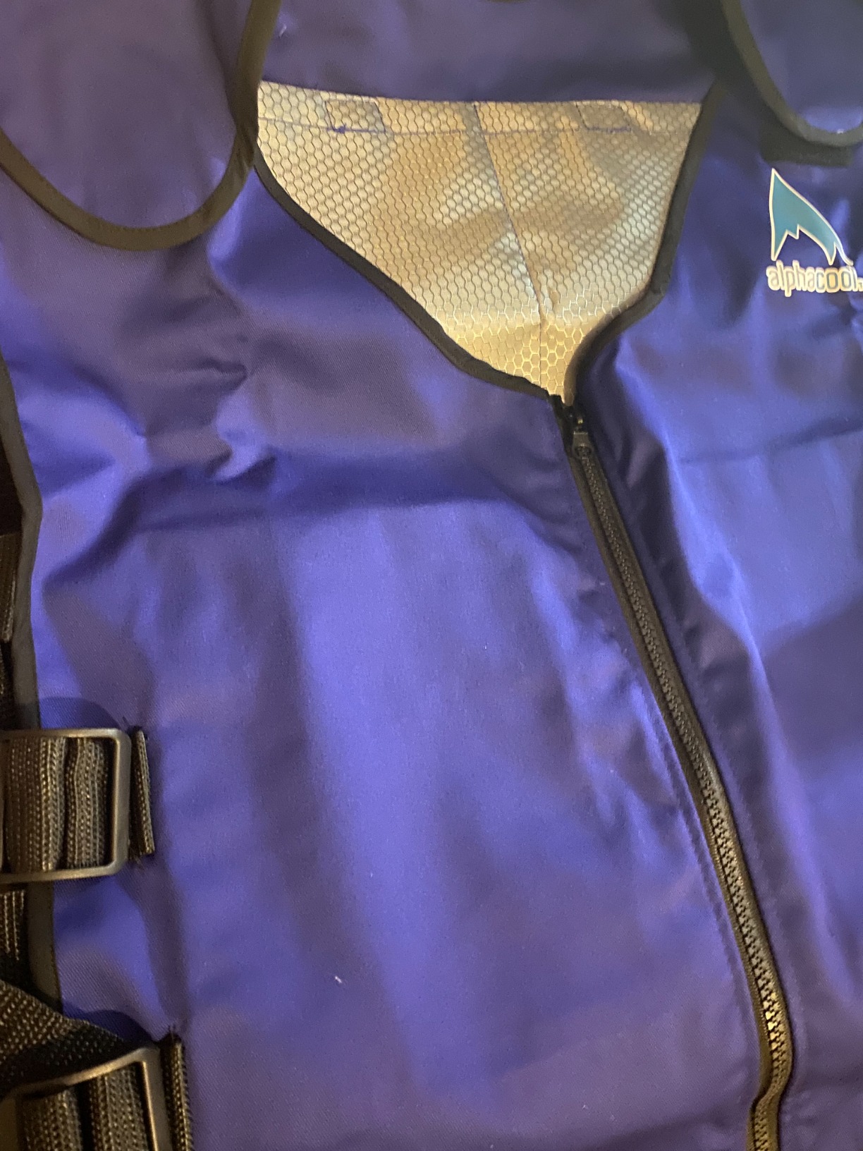 Alphacool Ice Vest for Men and Women Adjustable Cooling Vest with Ice Packs customer photo 2