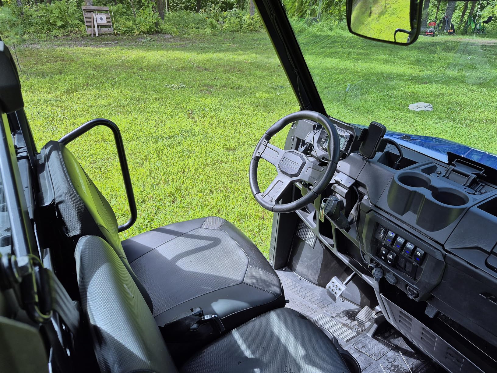 Nilight 90109D 4 Gang Aluminum Rocker Switch Panel Toggle Dash 5 Pin ON/Off Pre-Wired Rocker Switch Blue Backlit Switch for Automotive Car Marine Boat RV,2 Years Warranty customer photo 1