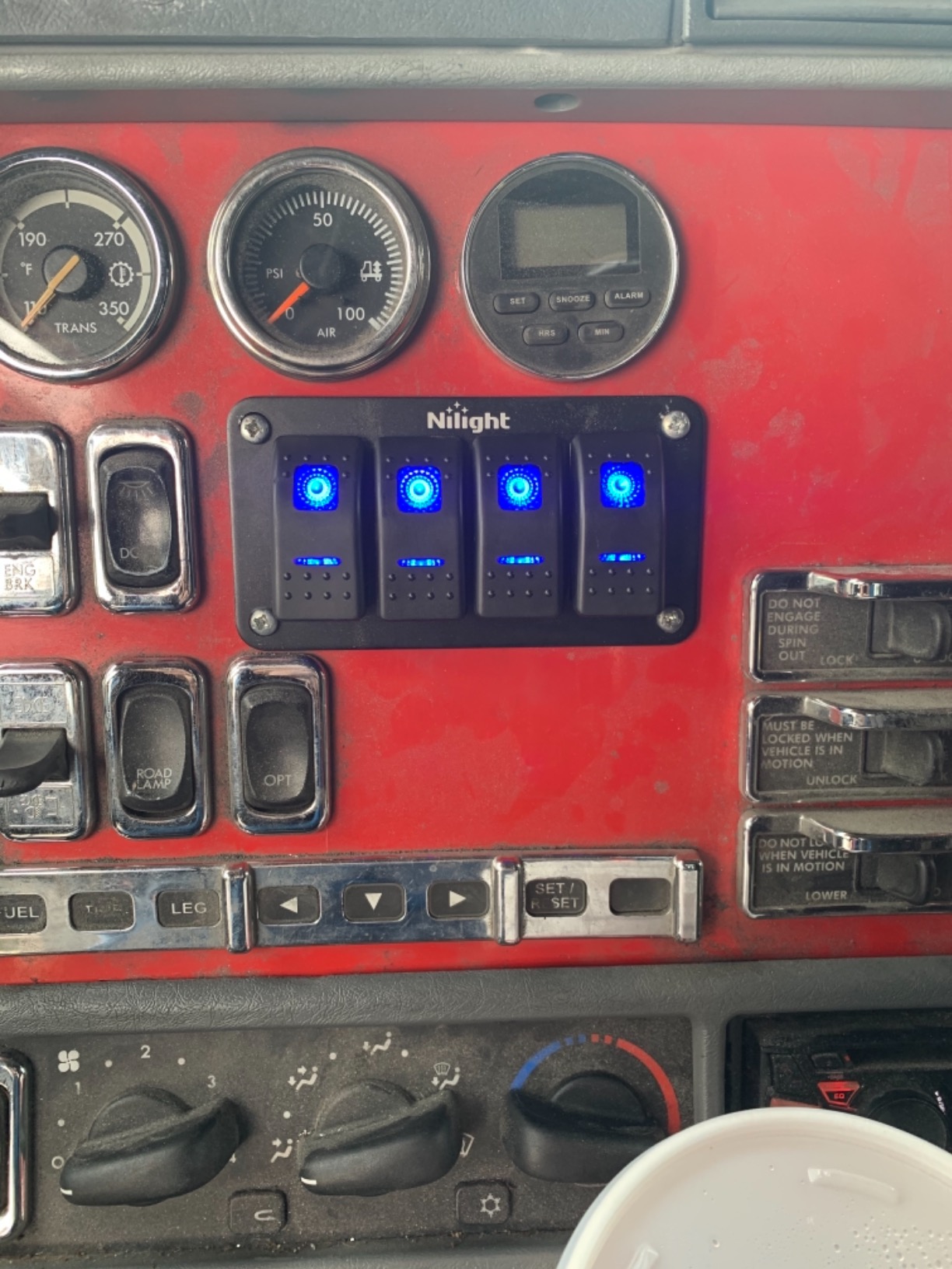 Nilight 90109D 4 Gang Aluminum Rocker Switch Panel Toggle Dash 5 Pin ON/Off Pre-Wired Rocker Switch Blue Backlit Switch for Automotive Car Marine Boat RV,2 Years Warranty customer photo 2