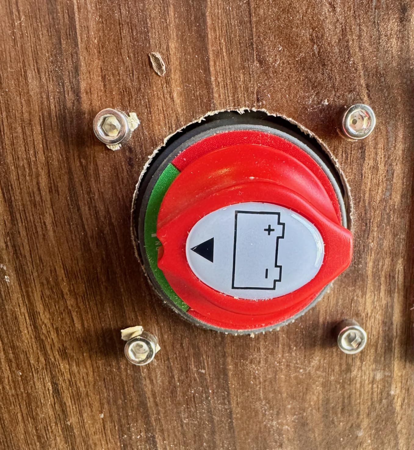 Battery Disconnect Switch Master, 12V-48V Waterproof Power Isolator On-Off Kill Switch 275Amps High Current for Car RV Marine Boat Truck ATV Vehicles customer photo 1