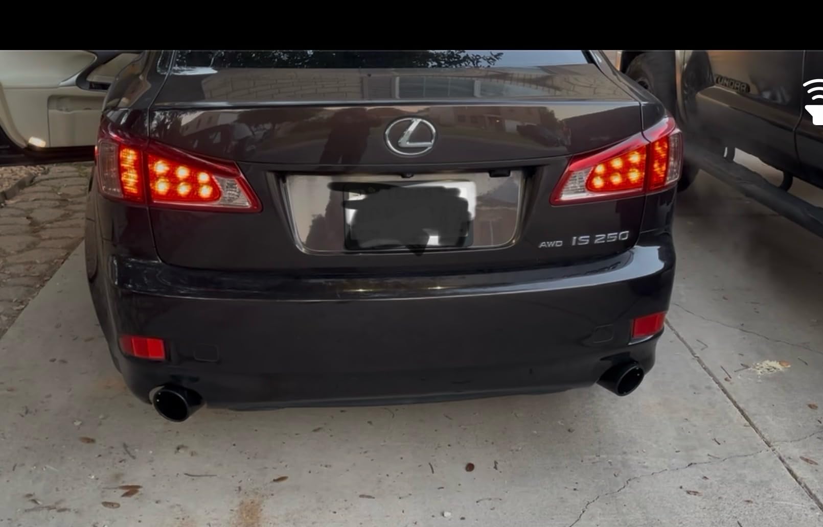 Upower 2.5 inch Inlet 4 inch Outlet Exhaust Tip 2.5