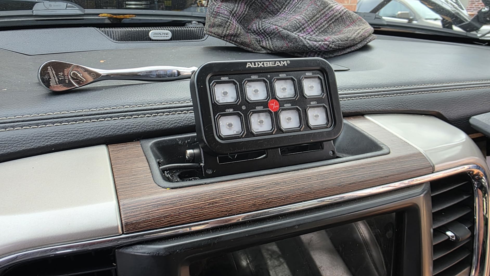 Auxbeam 8 Gang Switch Panel BB80 Universal Circuit Control Relay System Automatic Dimmable LED Switch Control Panel Switch Pod Touch Switch Box for Car Truck Offroad ATV SUV - Blue, 3 Years Warranty customer photo 1