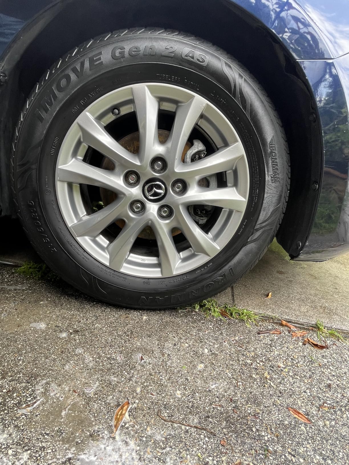 GYEON Iron Wheel Cleaner Redefined - Acid-Free Gel Formula for Brake Dust & Iron Removal - Safe on All Wheel Finishes and Rim Types - Professional Grade Wheel Cleaning Spray customer photo 2