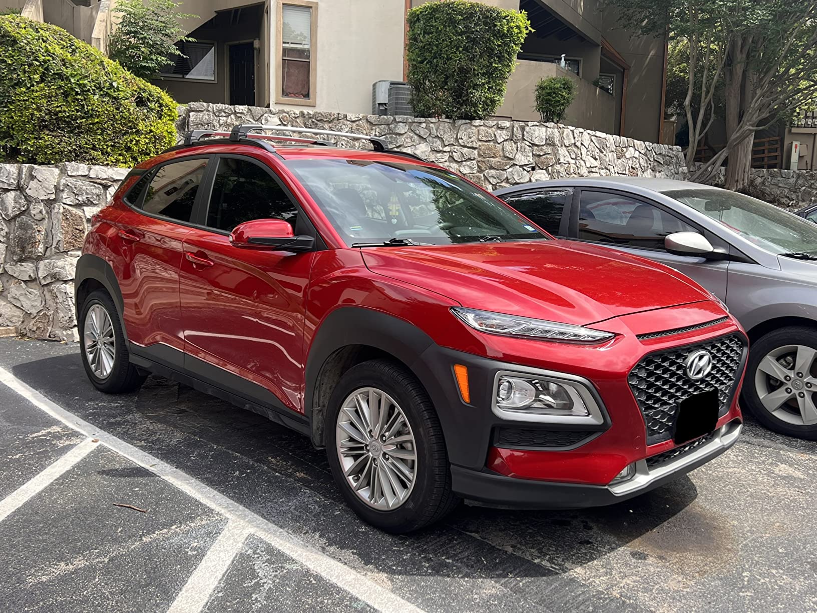 ERKUL Upgraded Roof Rack Cross Bars for Hyundai Kona 2018-2023 | Aluminum Crossbars with Anti Theft Lock for Rooftop | Compatible with Flush Rails - Silver customer photo 2