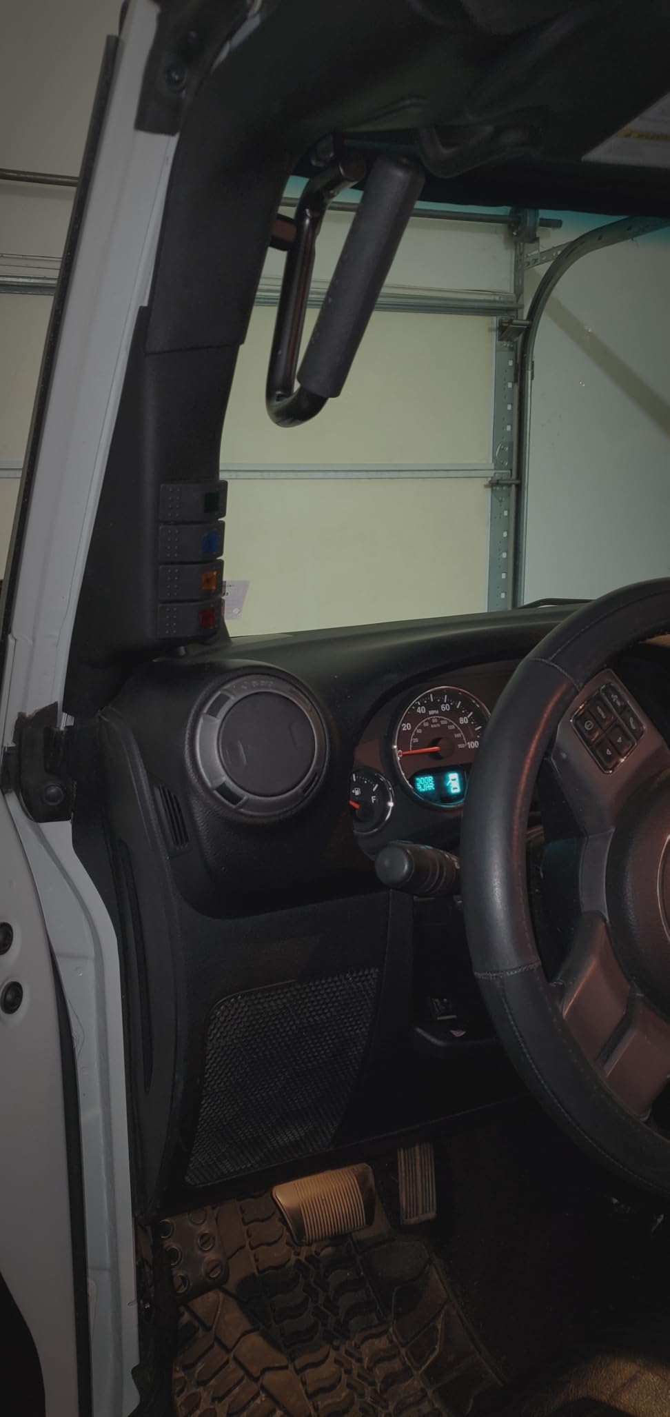 Hooke Road for Jeep JK Wrangler Light Switch Panel Driver Side A-Pillar Switch Pod w/ 4X Switches for Jeep JK Wrangler & Unlimited 2011-2018 customer photo 1