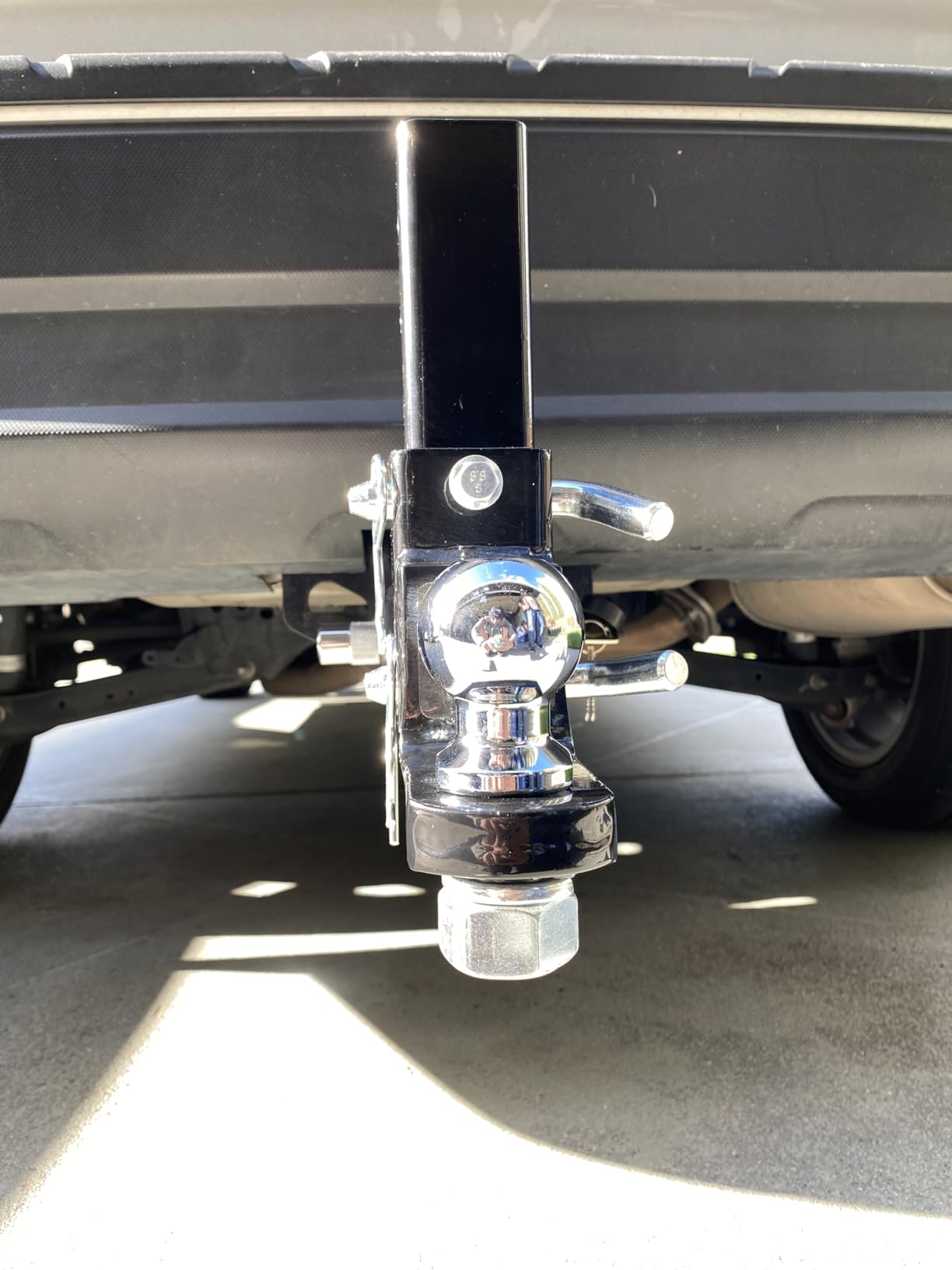 TYT Adjustable Trailer Hitch Ball Mount, 2