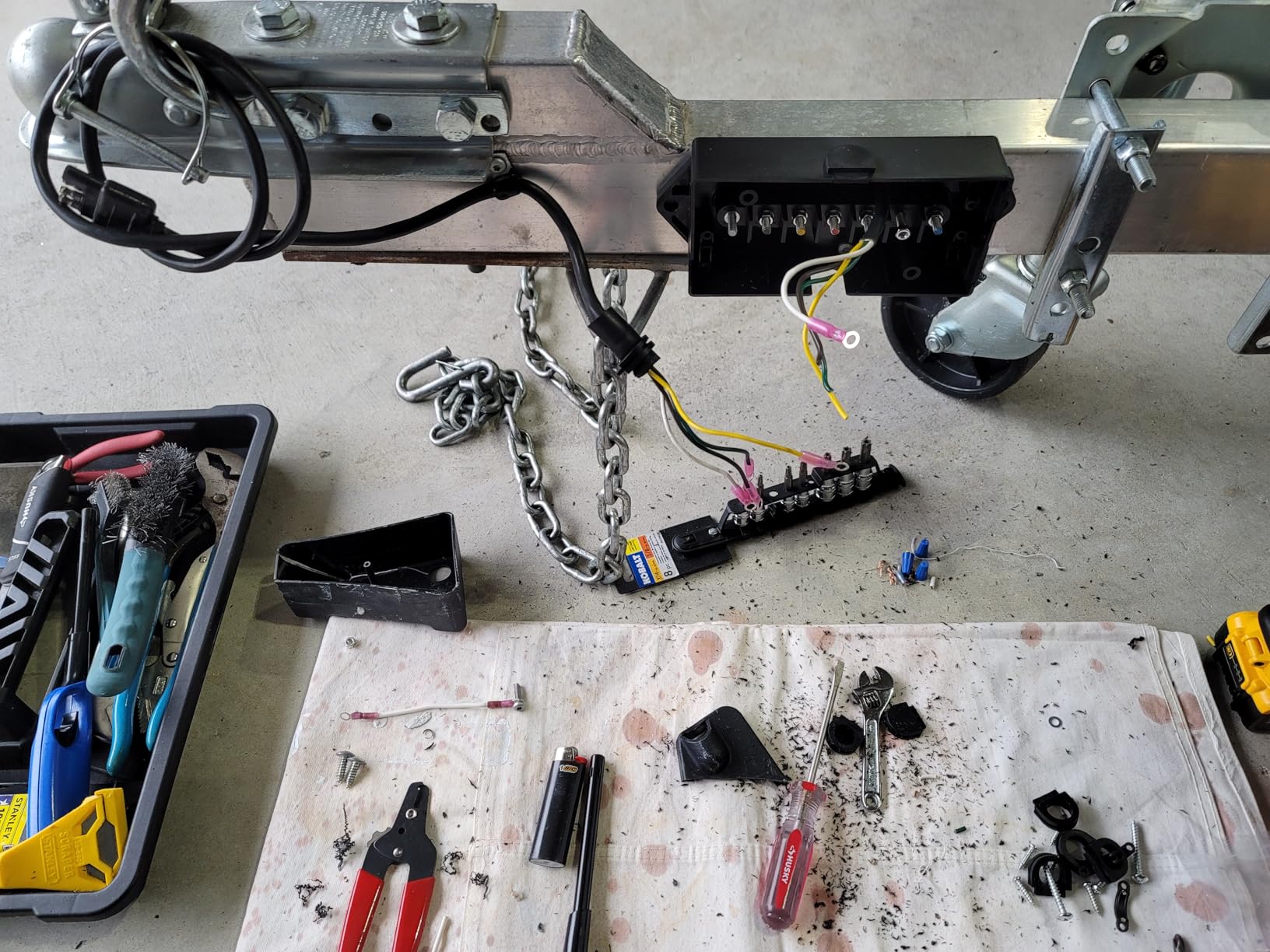 Kuject 320PCS Heat Shrink Wire Connectors Kit, Electrical Waterproof Crimp Butt Terminals, Insulated Spade Connectors for Automotive Marine Boat Truck, Include Rings Forks Spade Butt Splices customer photo 2