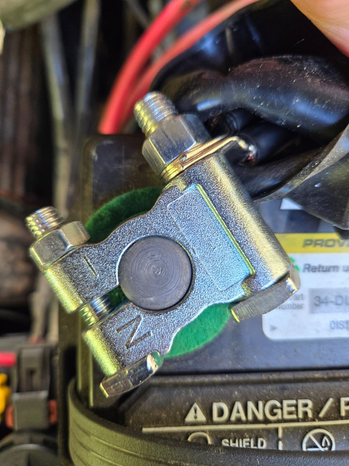 Recoil ZBT Military Spec Battery Terminal Top Post Set, for Car, Truck, Boats, RV, Vessels, One Pair with Durable Silicone Cover (Positive & Negative), Four Copper Lugs and Heat-shrink Tubing customer photo 2