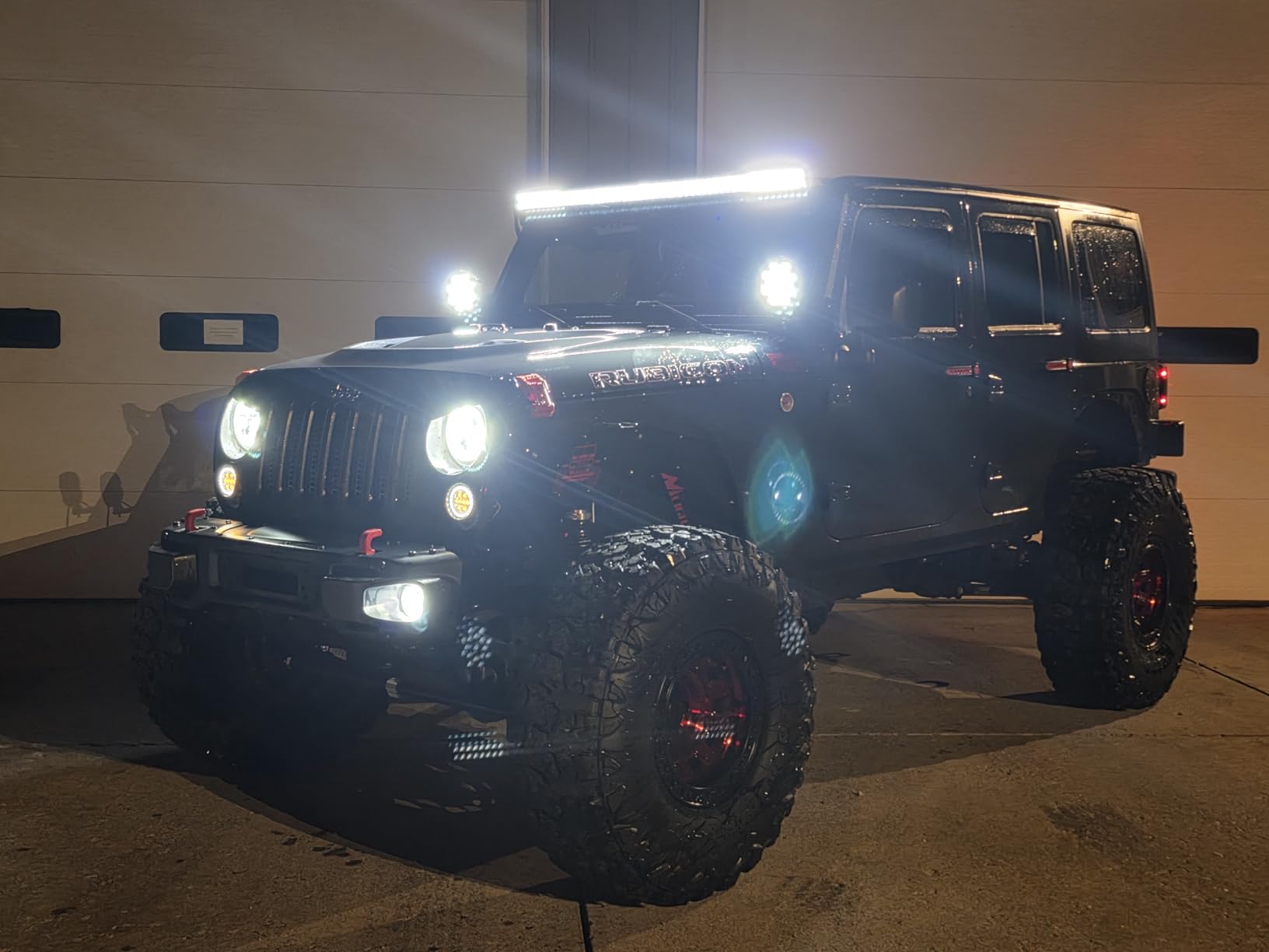 Nilight 6 Gang Rocker Switch 12V Panel Relay Box Circuit Control System with 80A Breaker Covers and Removals for Jeep Wrangler JK JKU 2007-2018 customer photo 1