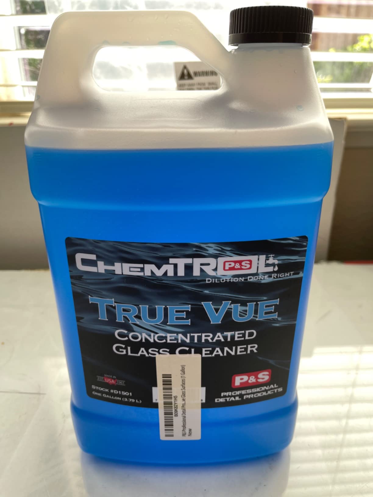 P & S Professional Detail Products True Vue RTU Glass Cleaner, Professional Grade Formula for Sparkling Clean Automotive Glass Surfaces - 1 Gallon customer photo 1